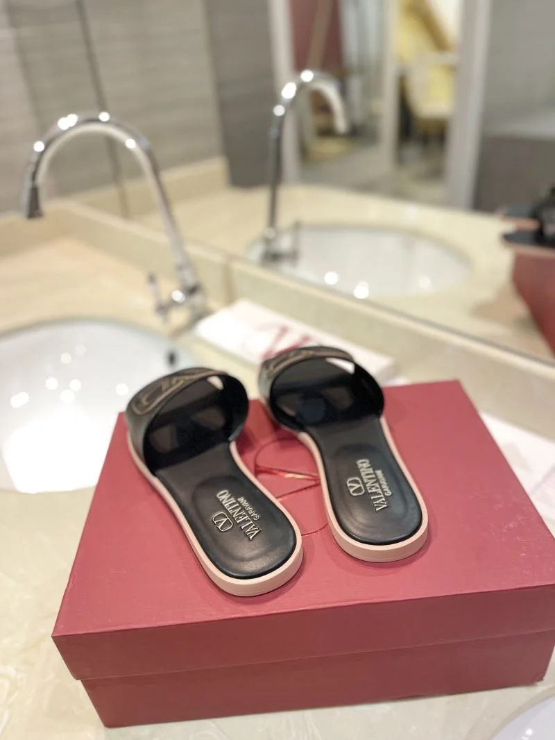 Comfortable Valentino Slippers 36541