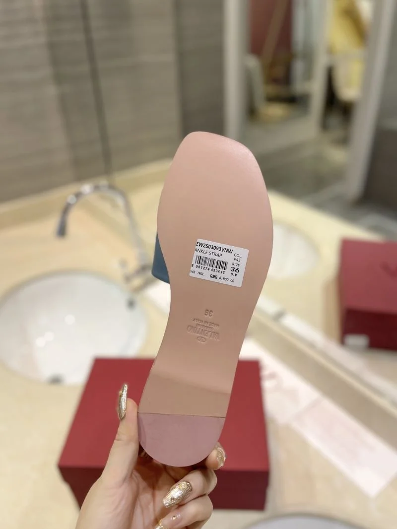 Snug Valentino Slippers 36521