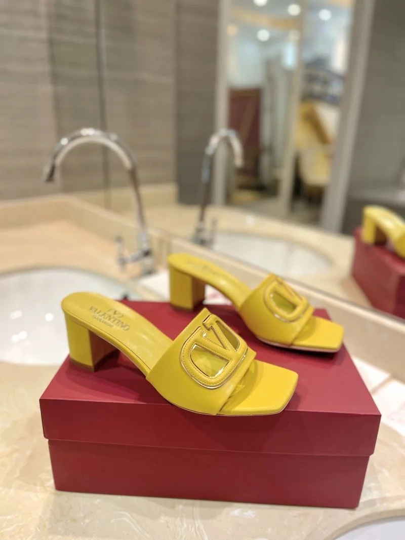 MoistureWicking Valentino Slippers 36510