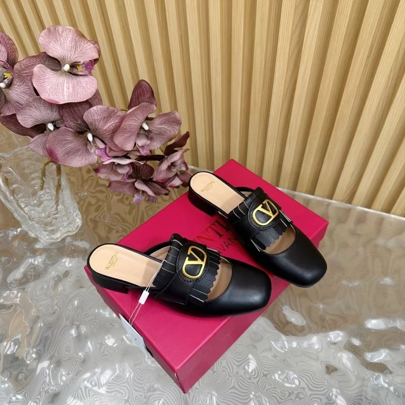 Valentino Slippers Neat 36303