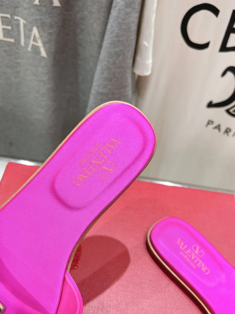 Lightweight Valentino Slippers 36298