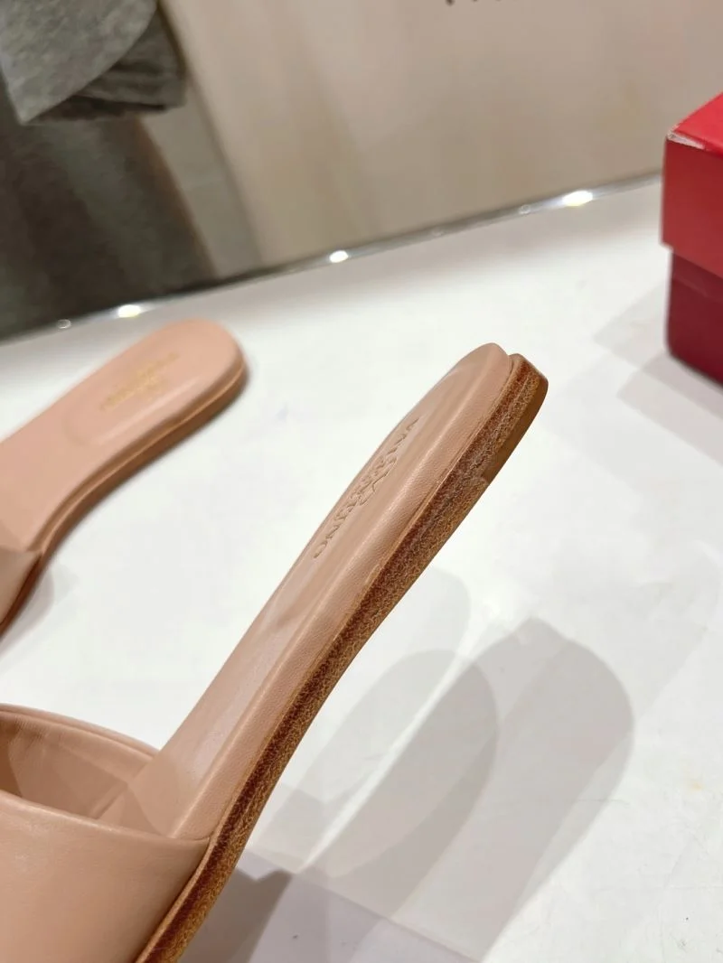 Valentino Slippers TimelessDesign 36288