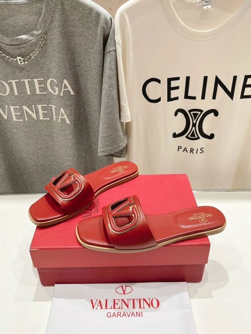Resilient Valentino Slippers 36299