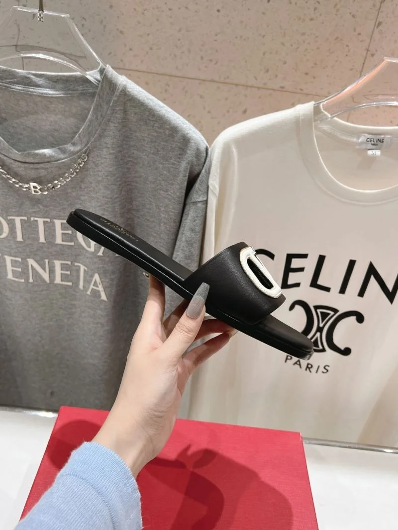 Reliable Valentino Slippers 36283