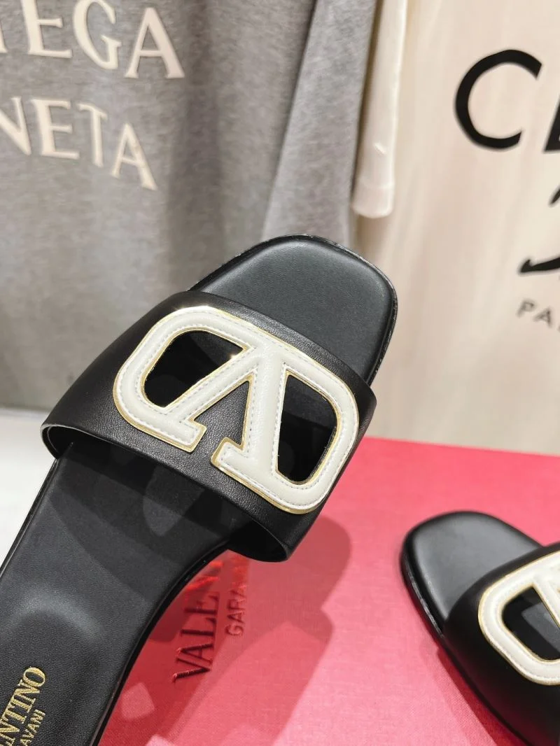 Reliable Valentino Slippers 36283