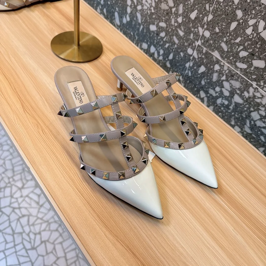 Modern Valentino Slippers 35922