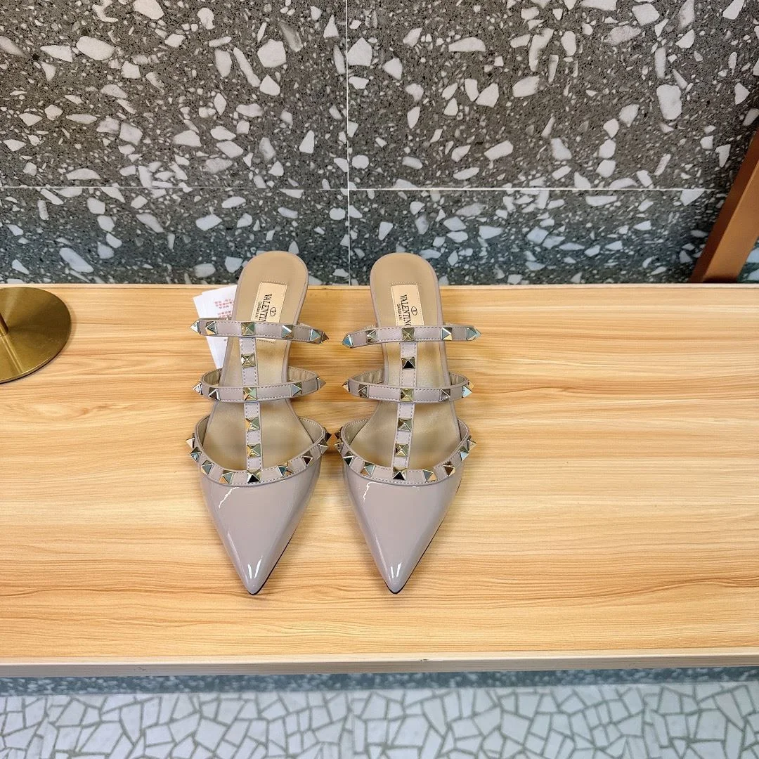 Valentino Slippers Resilient 35916