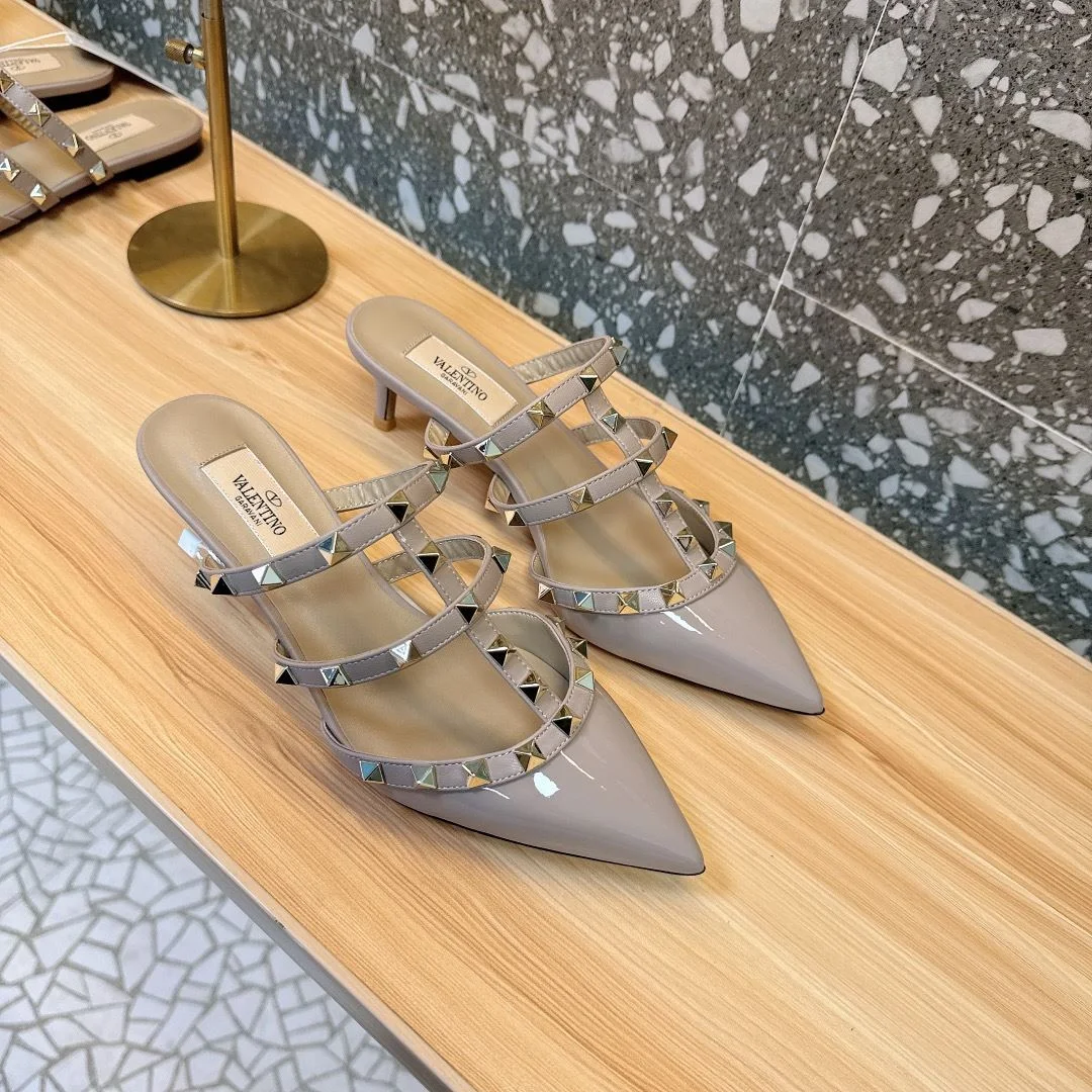 Valentino Slippers Resilient 35916