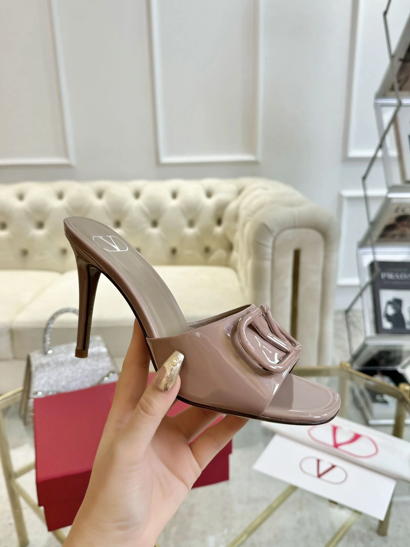 Valentino Slippers Unisex 35910