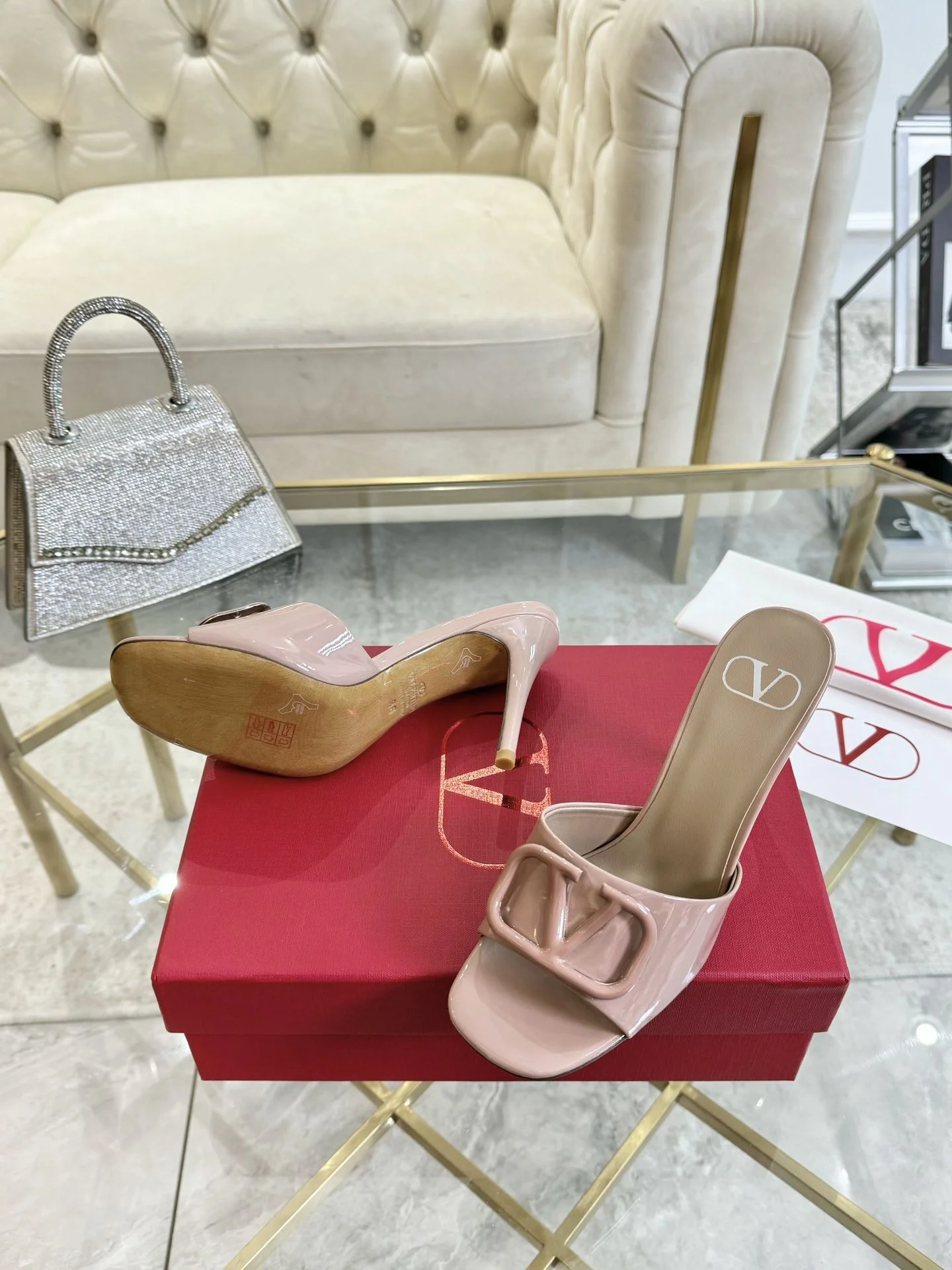 Valentino Slippers Unisex 35910