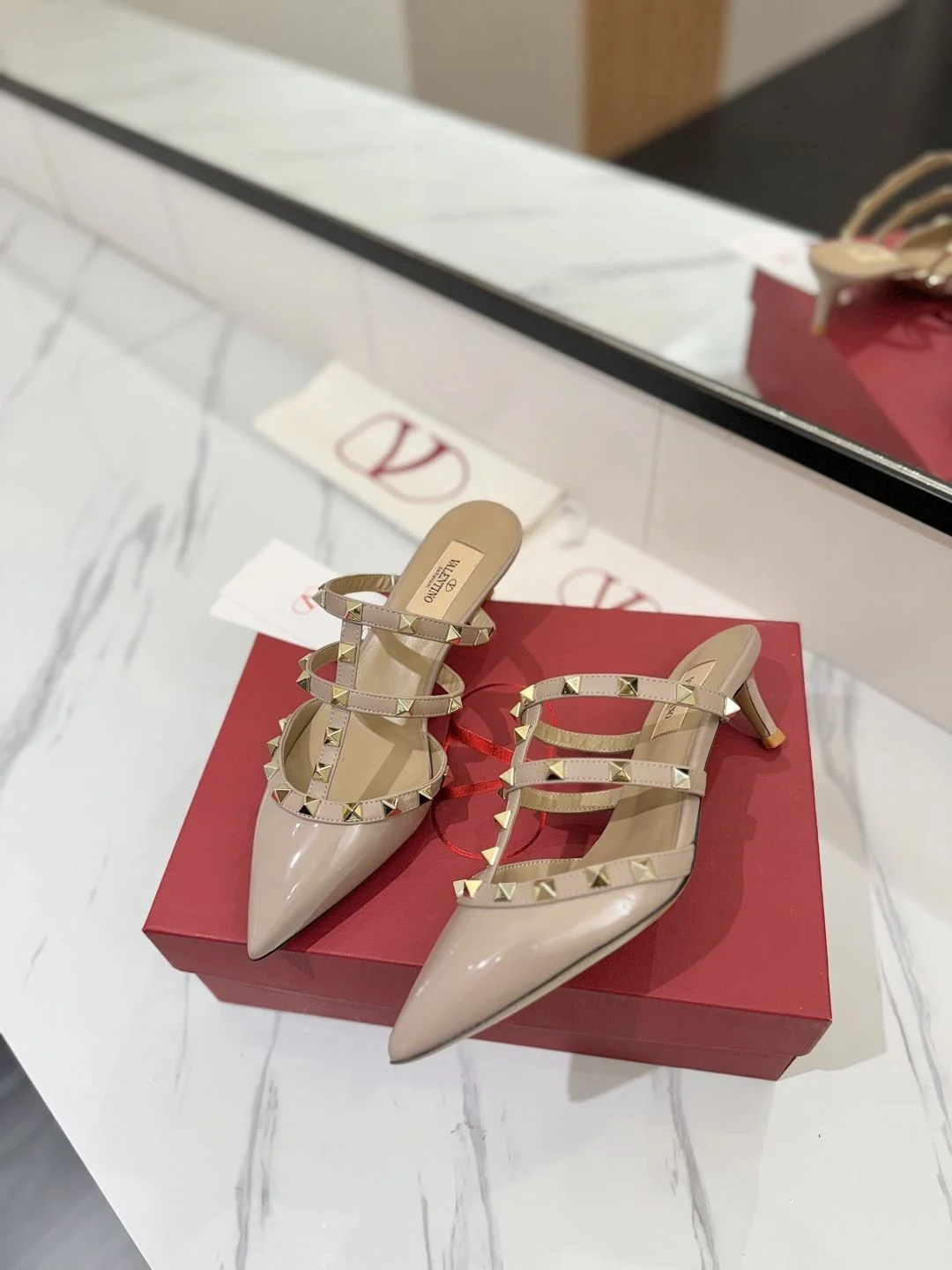 Valentino Slippers Resilient 35903