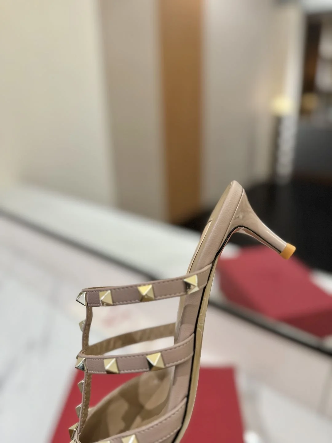 Valentino Slippers Resilient 35903