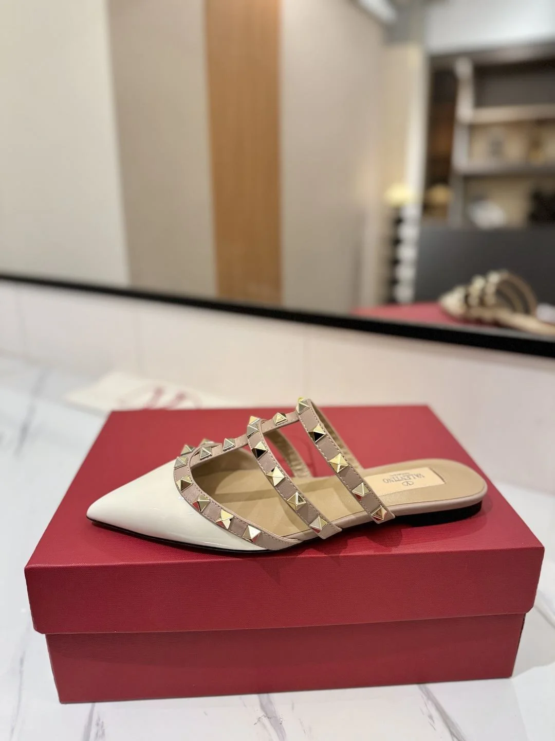 Effortless Valentino Slippers 35897