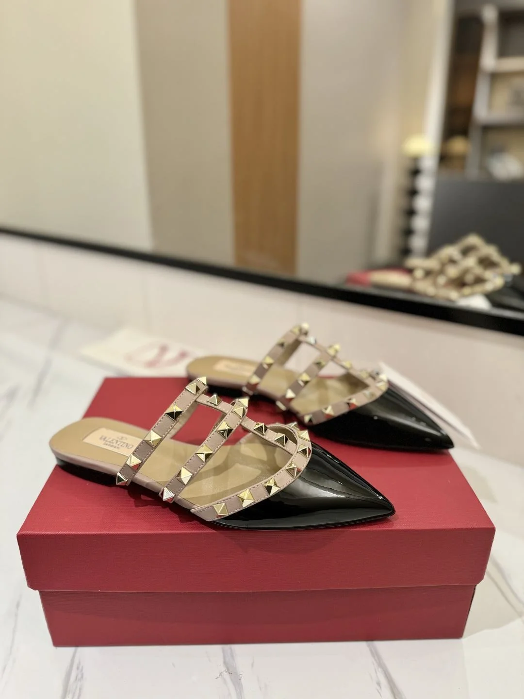 Valentino Slippers Refined 35895