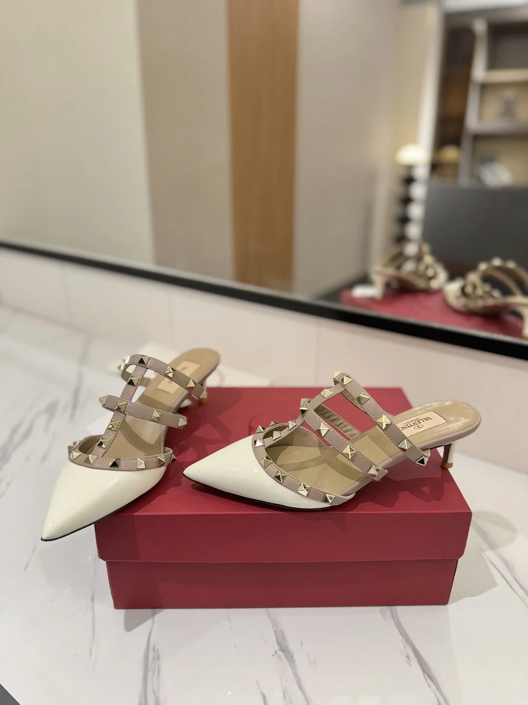 Valentino Slippers Supportive 35891