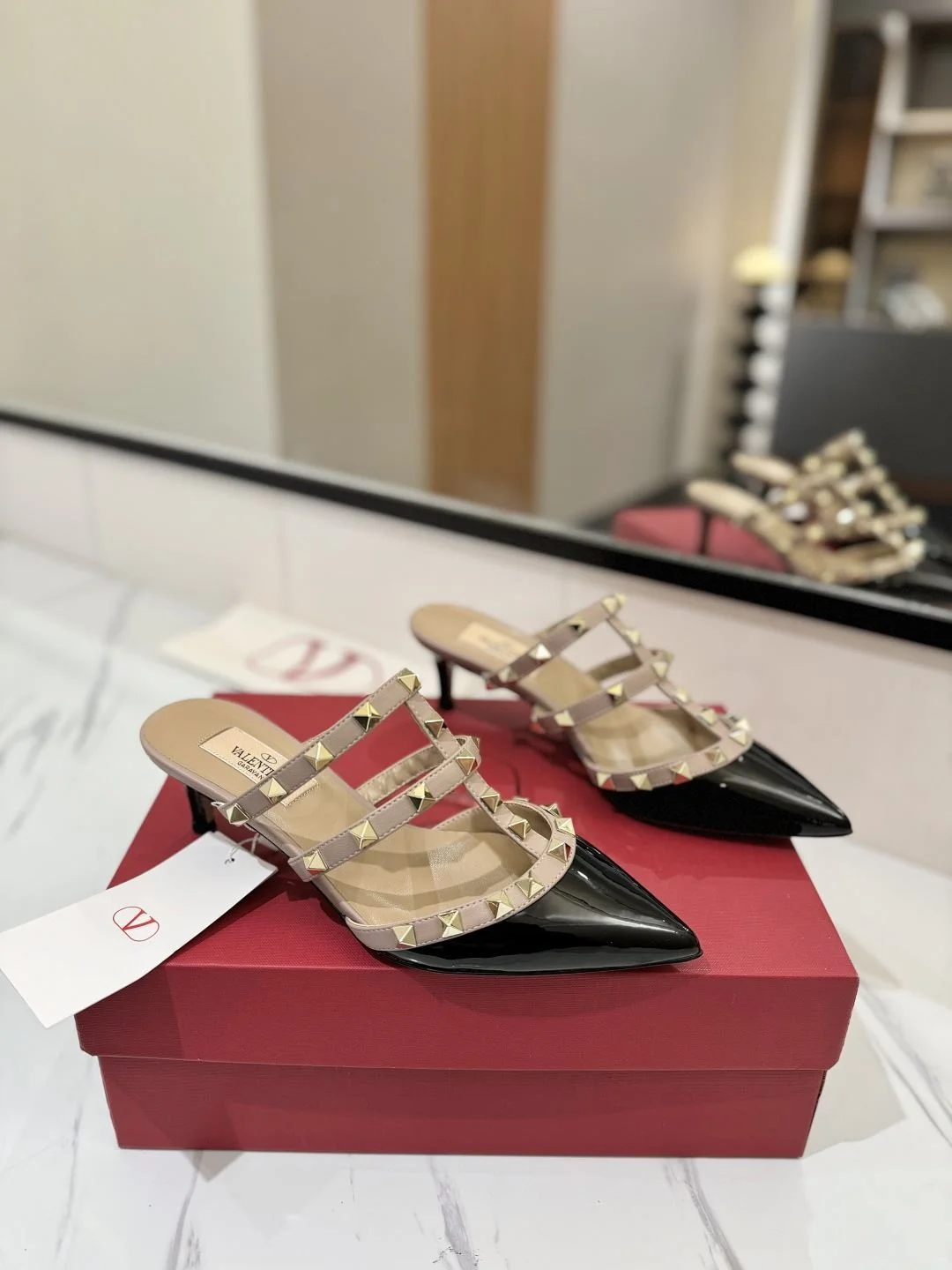 Valentino Slippers Comfortable 35883