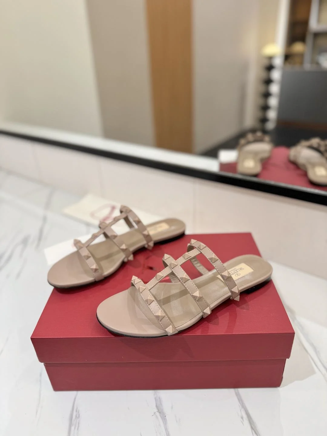 Valentino Slippers Trendsetting 35882
