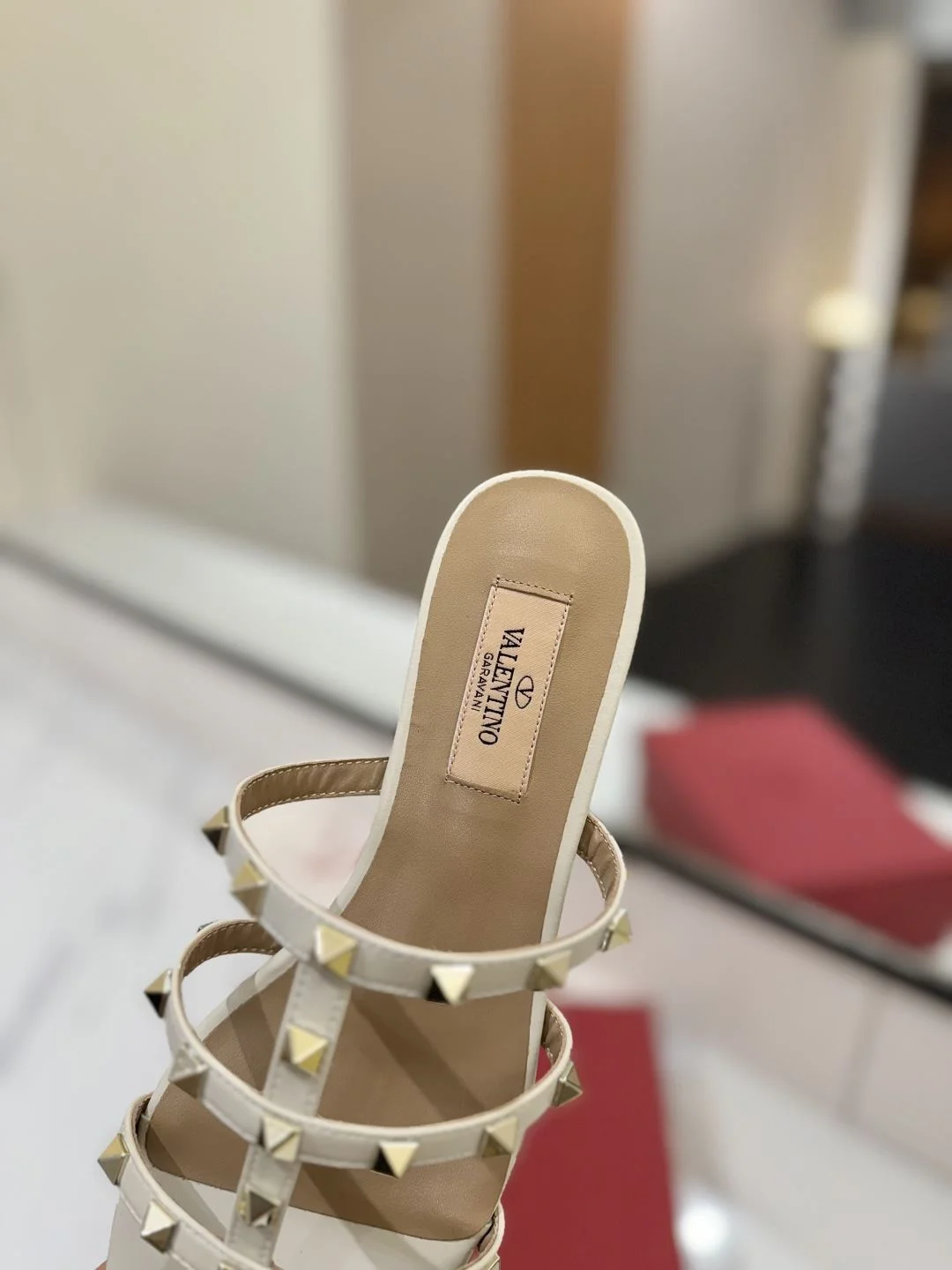 Valentino Slippers Bold 35878