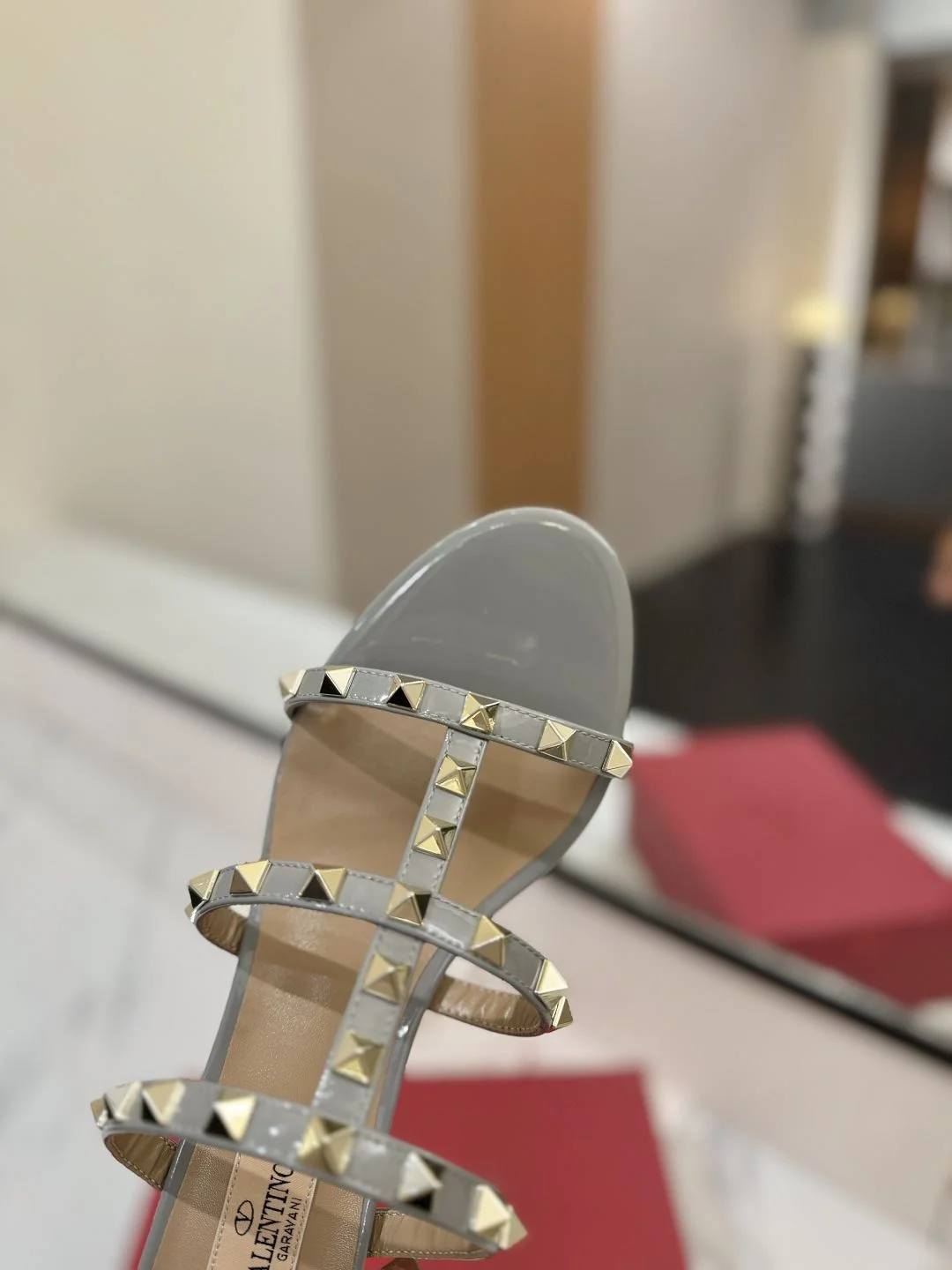 Valentino Slippers Resilient 35879