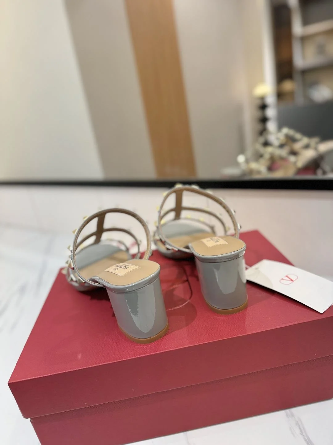 Valentino Slippers Resilient 35879