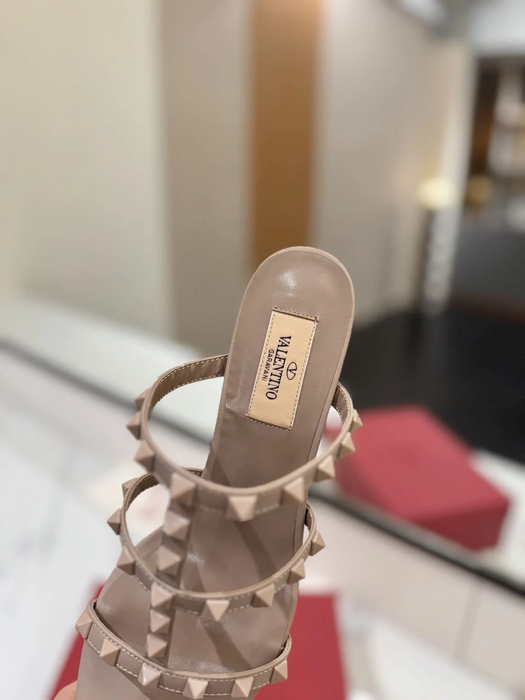Valentino Slippers HighQuality 35872