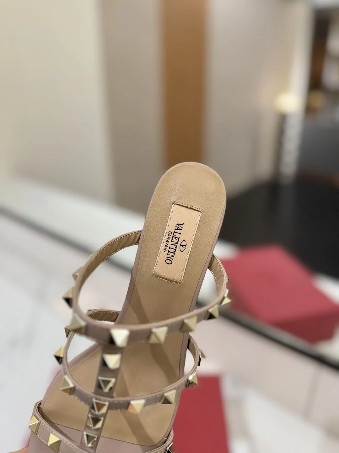 SmoothTexture Valentino Slippers 35871