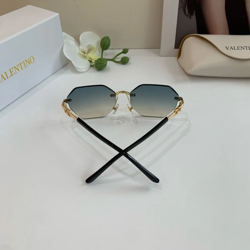 ZipUp Valentino Sunglasses 282426
