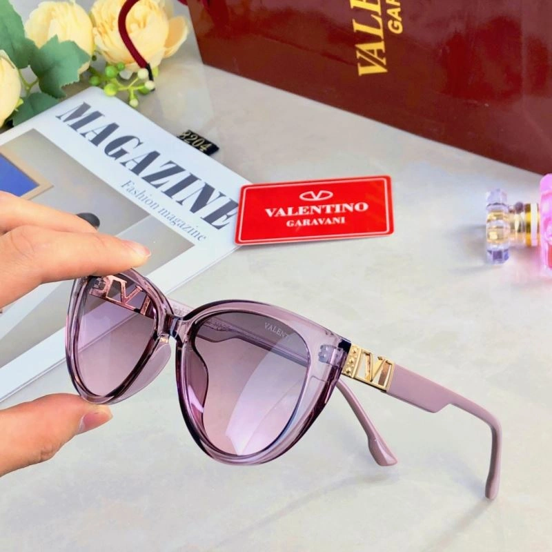 FlexibleFit Valentino Sunglasses 282427