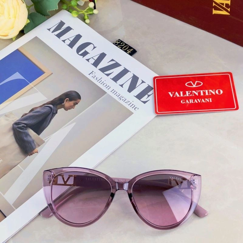 FlexibleFit Valentino Sunglasses 282427