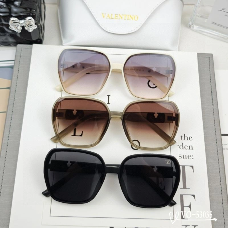 StreetReady Valentino Sunglasses 282421