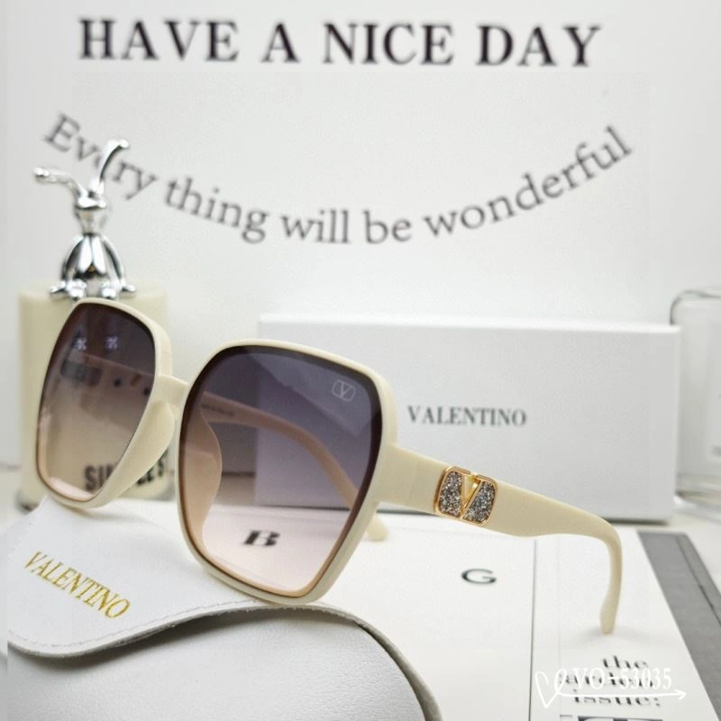 StreetReady Valentino Sunglasses 282421