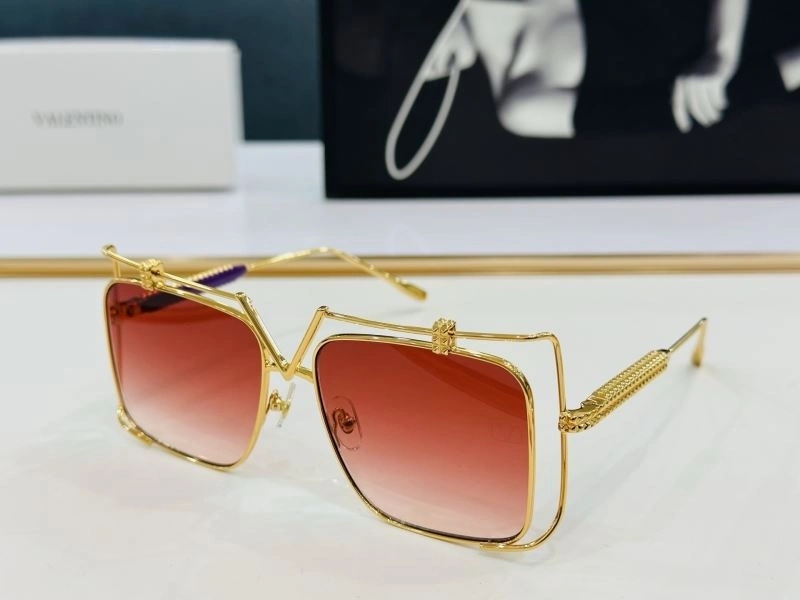 SunProtective Valentino Sunglasses 282434
