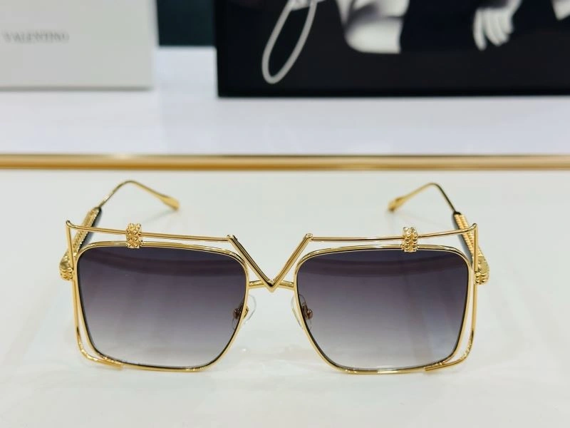 SunProtective Valentino Sunglasses 282434