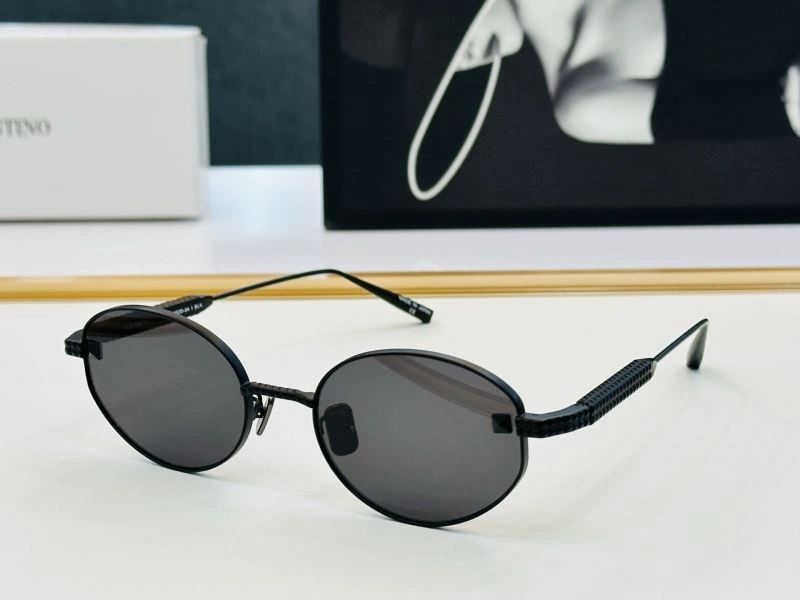 Valentino Sunglasses Durable 282429