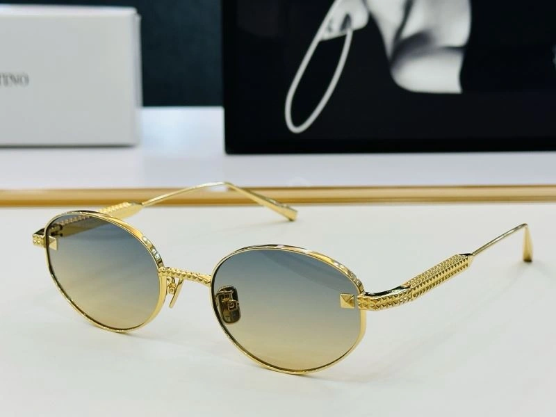 Valentino Sunglasses Durable 282429