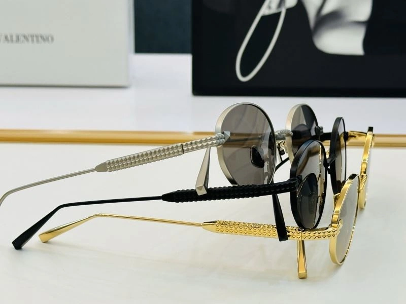 Valentino Sunglasses Durable 282429
