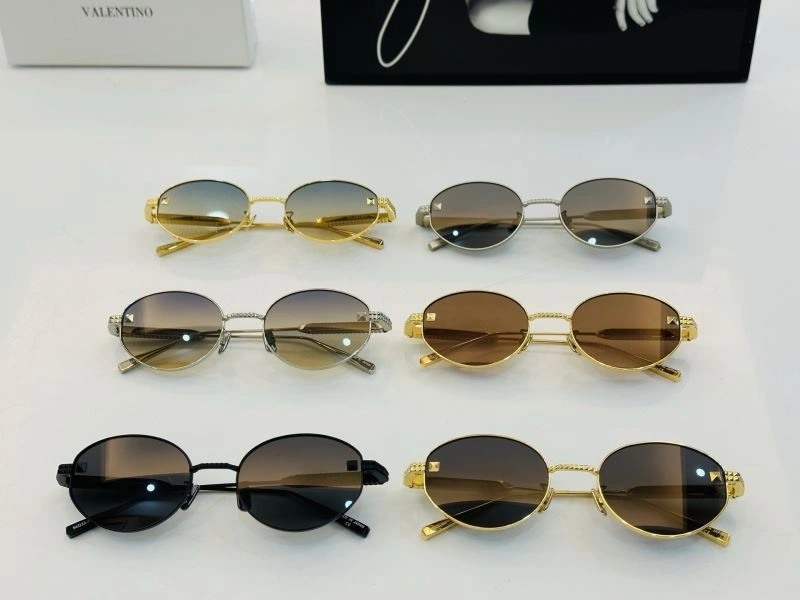 Valentino Sunglasses Durable 282429
