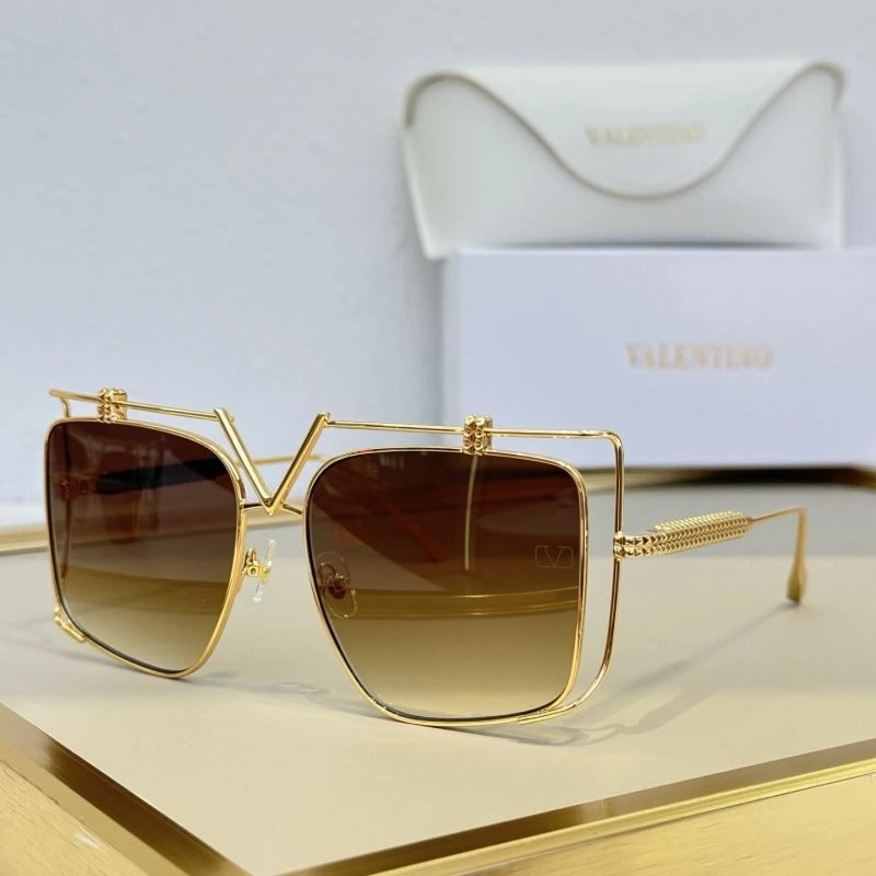 Bold Valentino Sunglasses 282440