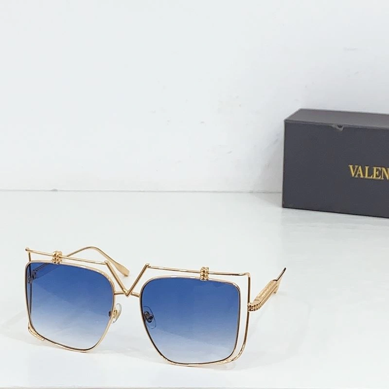 Valentino Sunglasses Sporty 282455