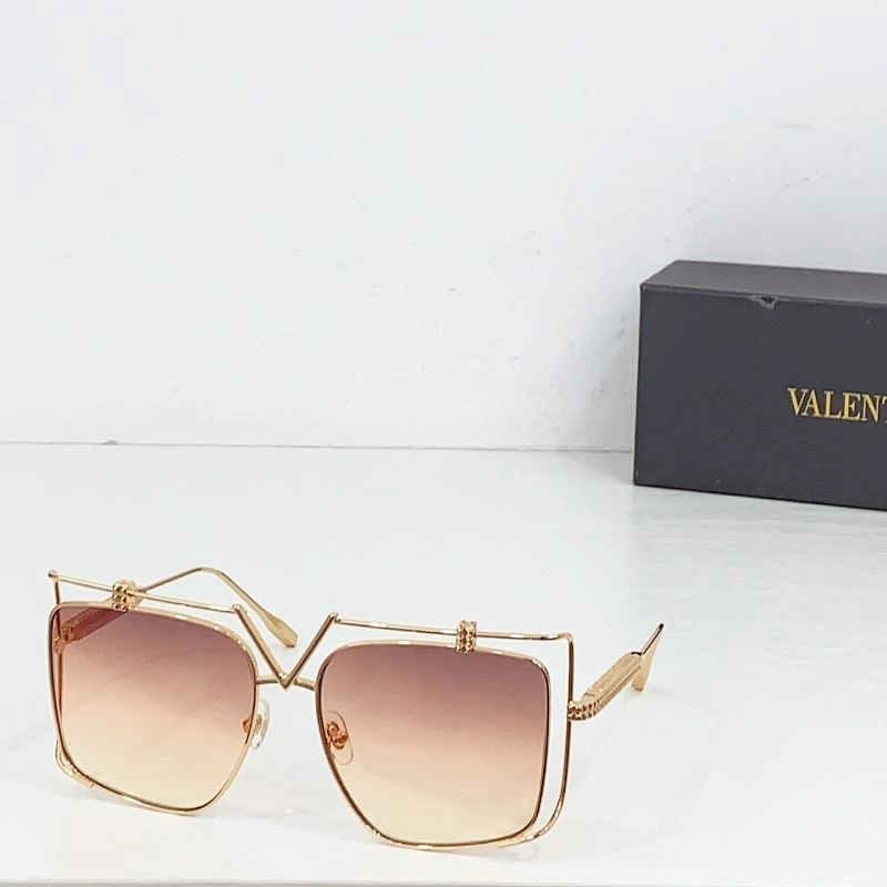 Valentino Sunglasses Sporty 282455