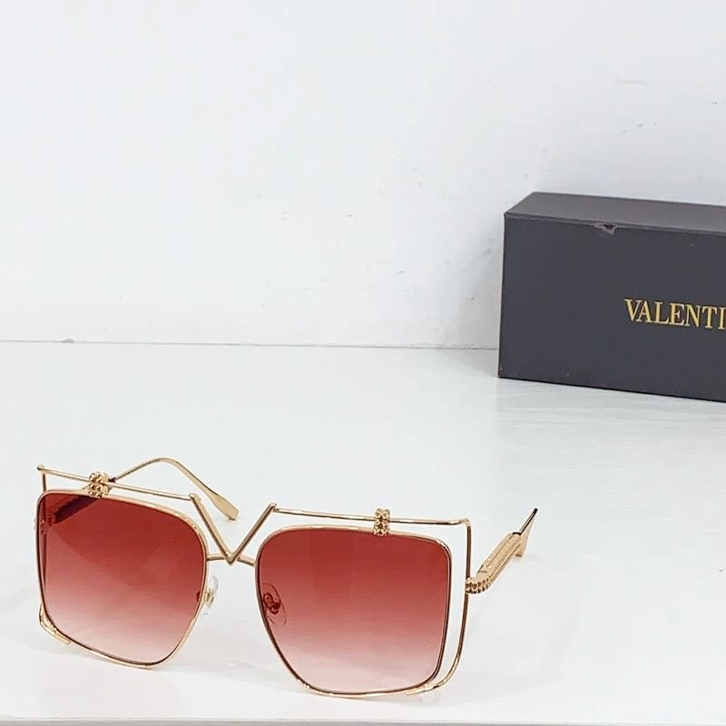 Valentino Sunglasses Sporty 282455