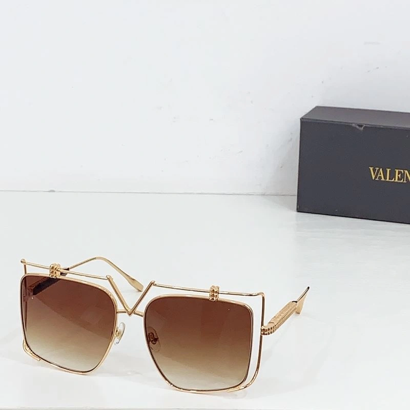 Valentino Sunglasses Sporty 282455