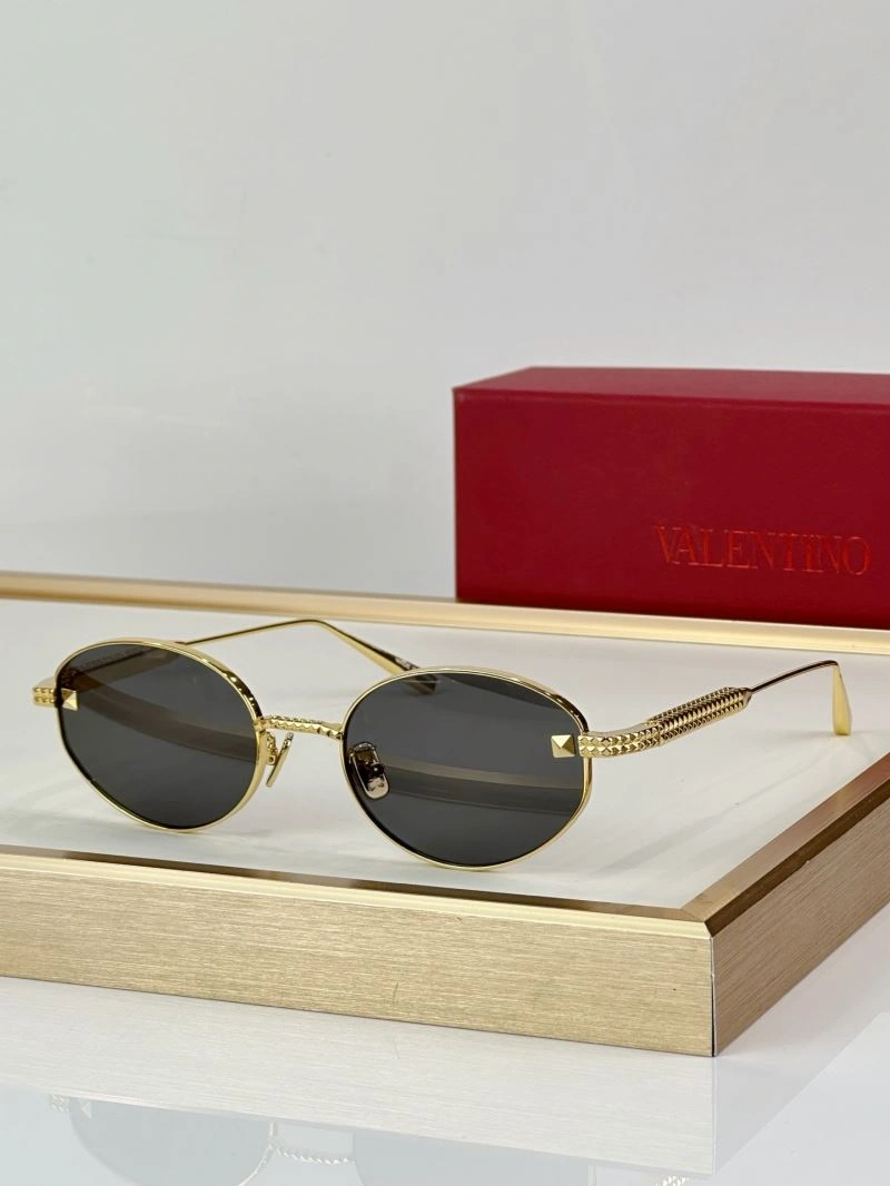 Resilient Valentino Sunglasses 282447