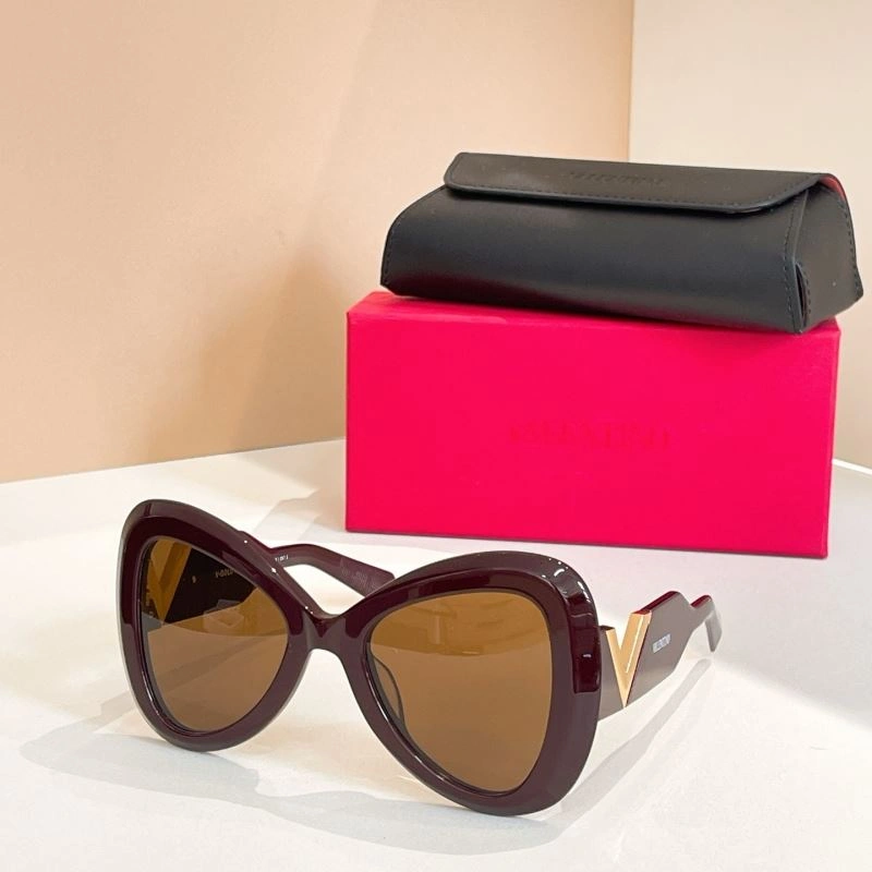 Chic Valentino Sunglasses 282459