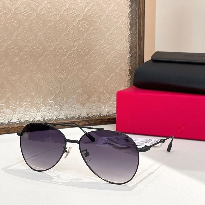 Lightweight Valentino Sunglasses 282453