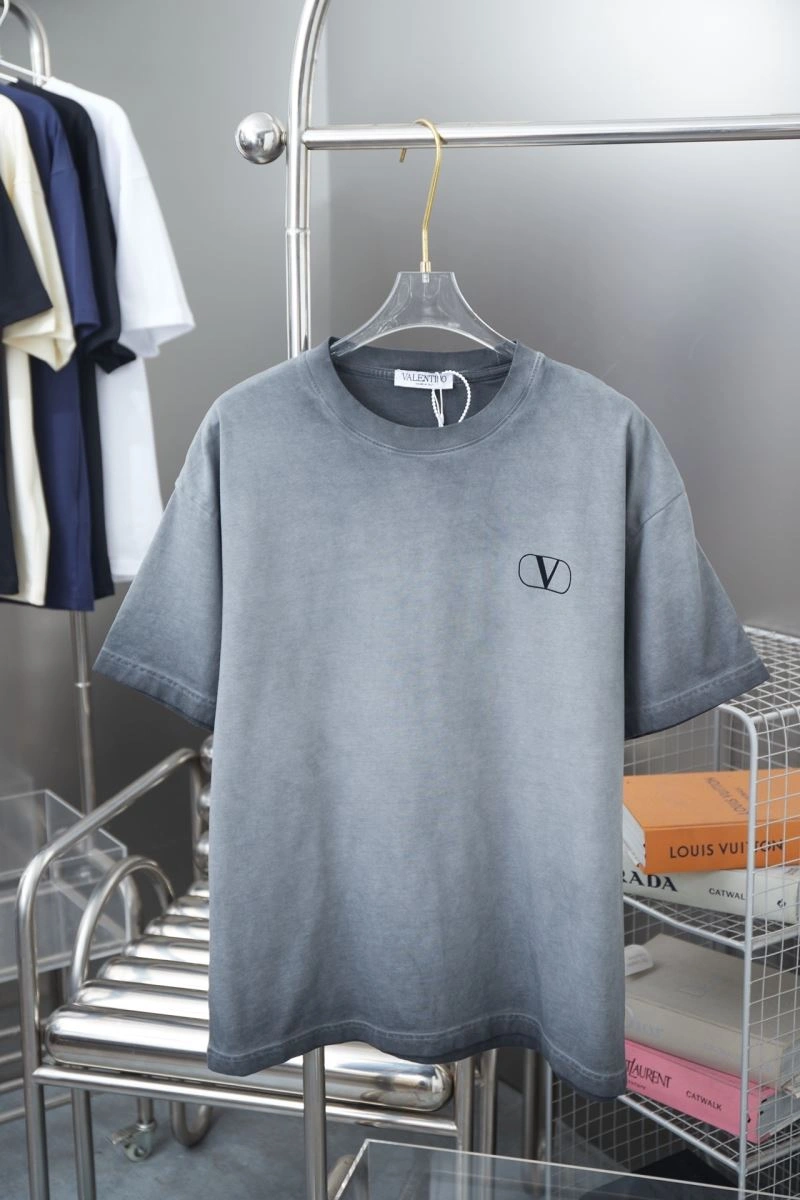 Valentino T-Shirts Snug 174972