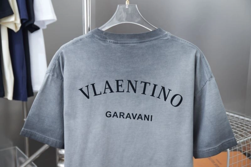 Valentino T-Shirts Snug 174972