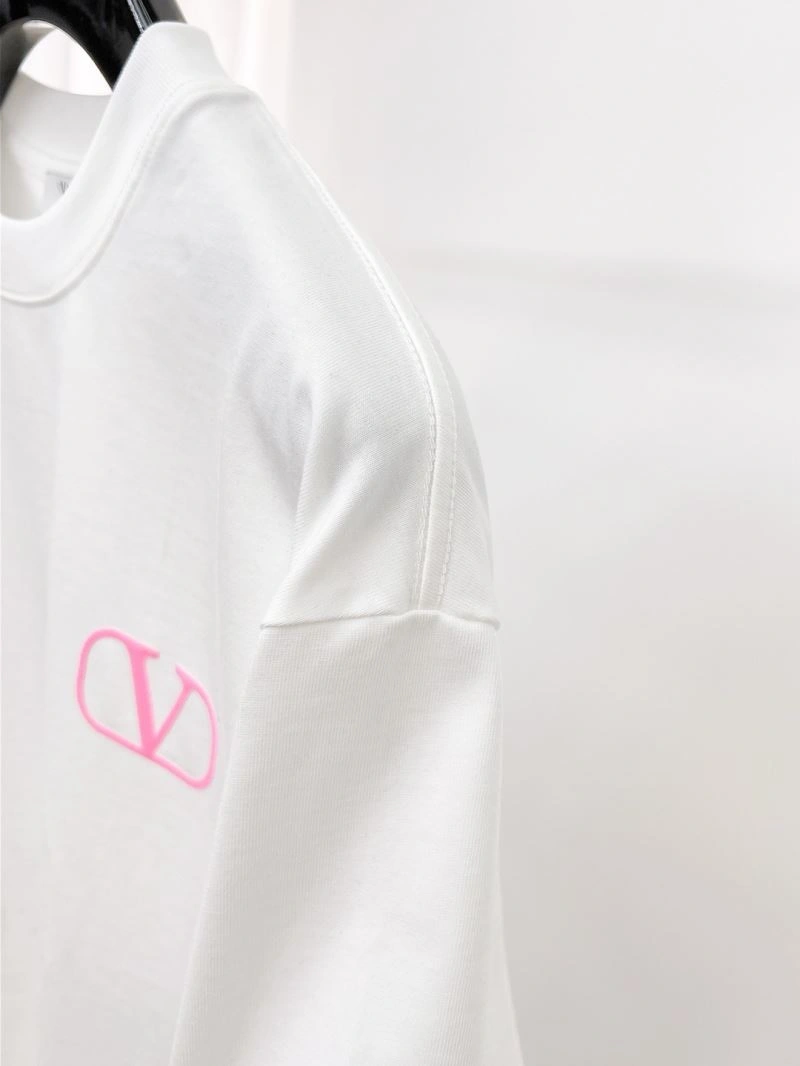 Snug Valentino T-Shirts 174886