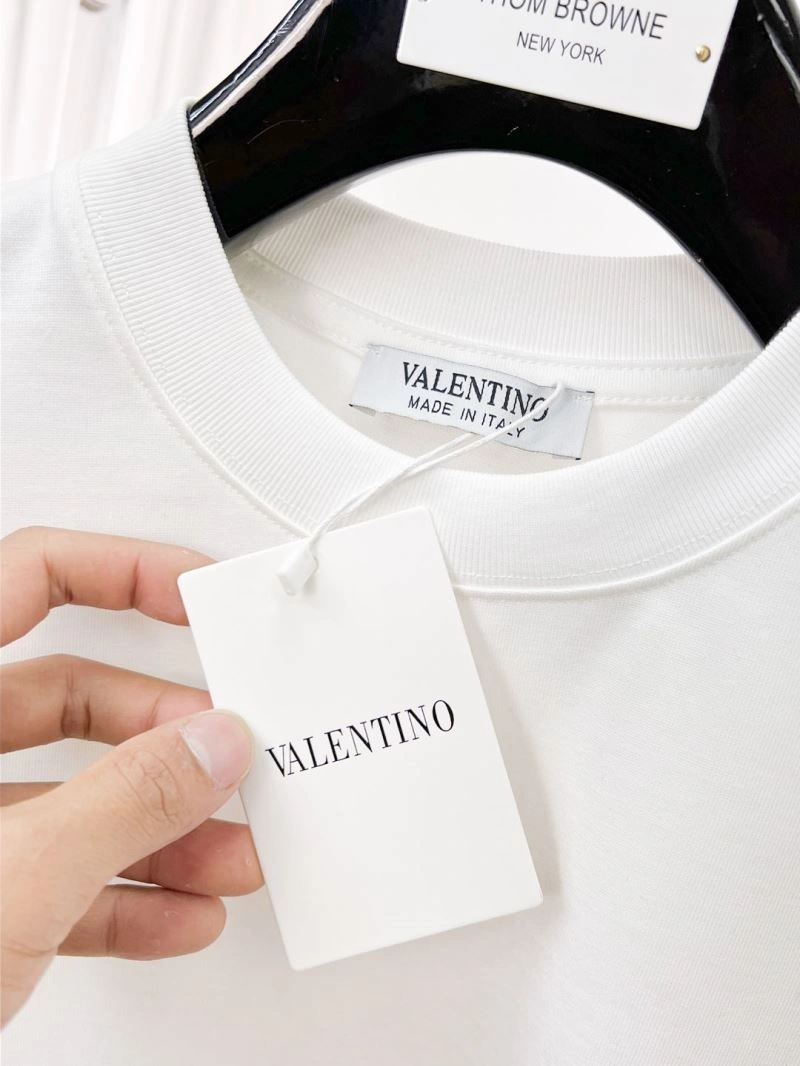 Snug Valentino T-Shirts 174886