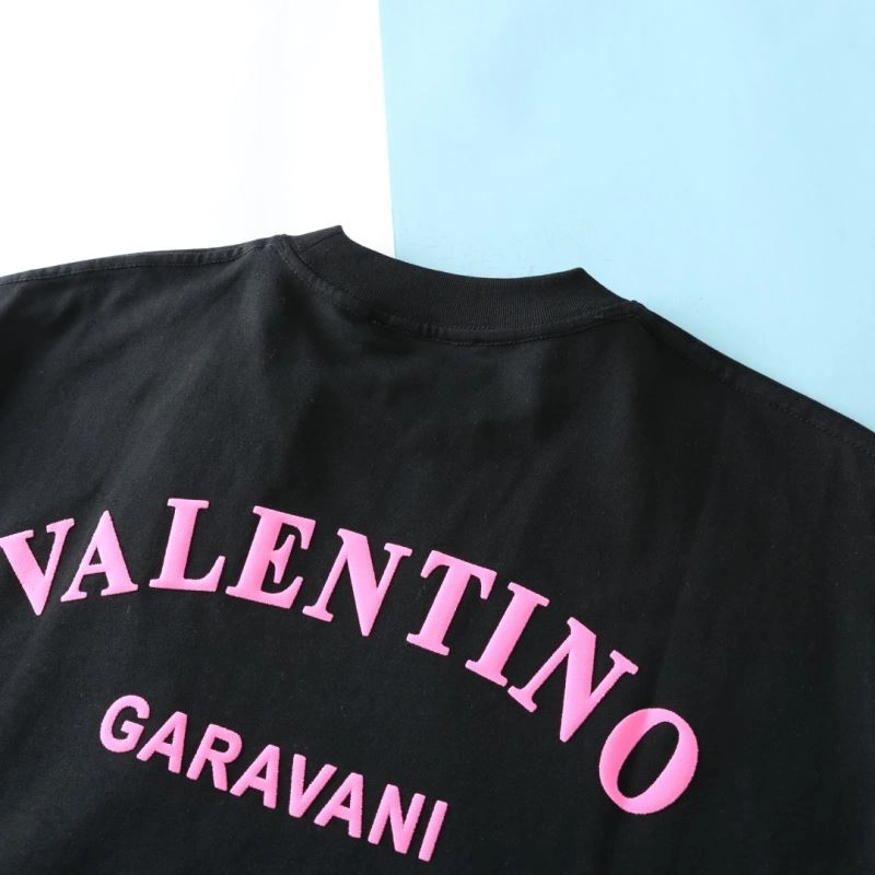 Effortless Valentino T-Shirts 174874